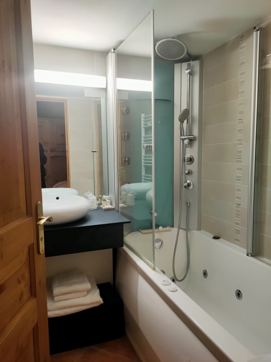 Zimmer L'Isatis Chalet Hotel