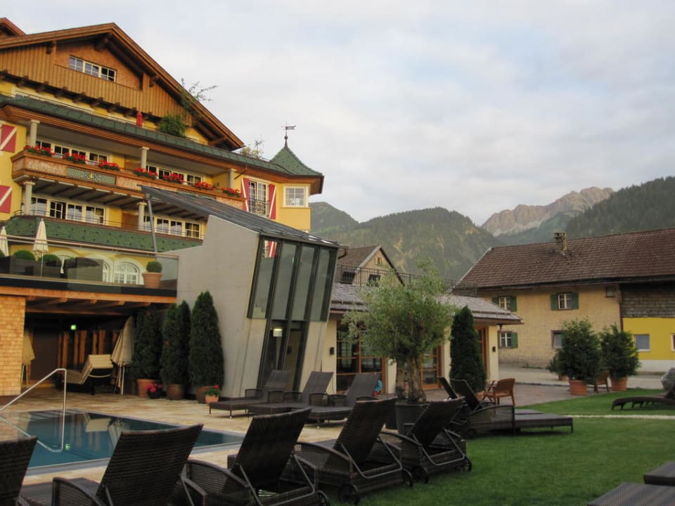 Pool Wellnesshotel Engel