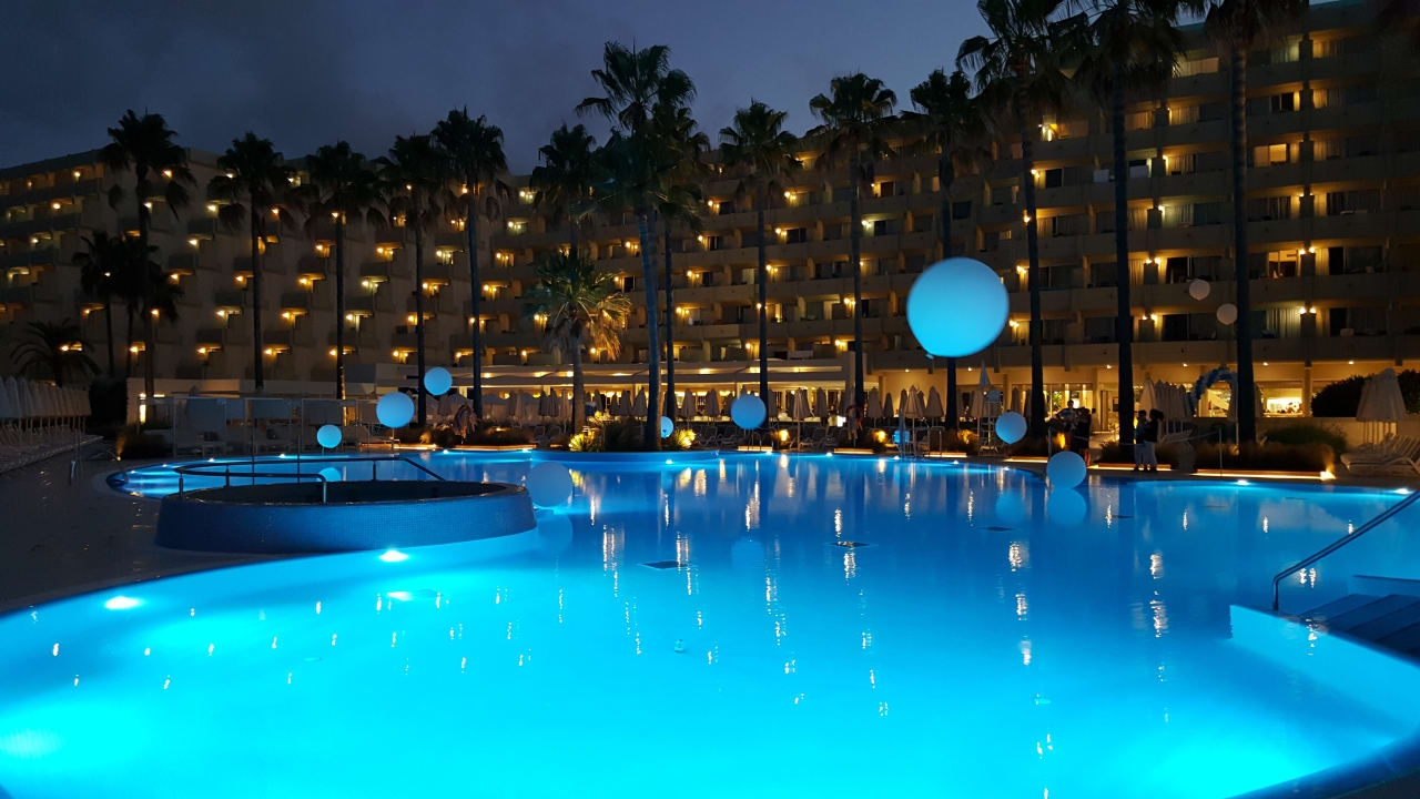 Pool Hipotels Mediterraneo