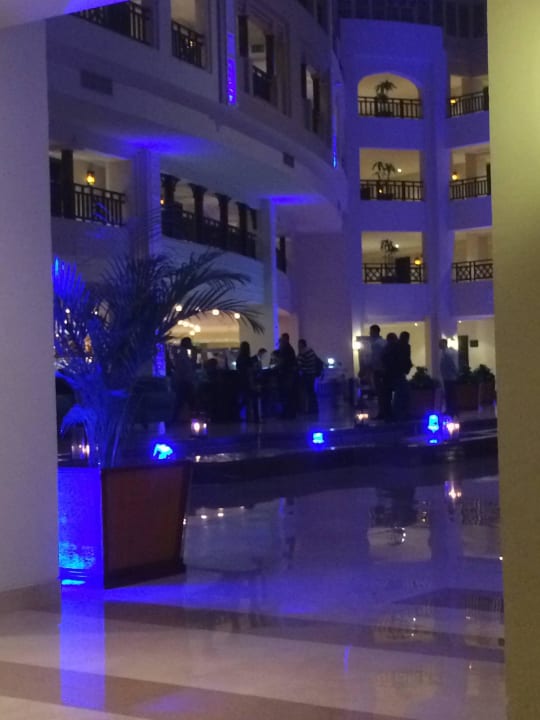 Stilvolle Lobby  Steigenberger ALDAU Beach Hotel