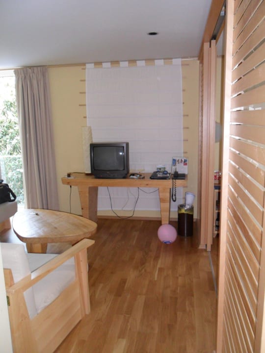 Living room Falkensteiner Club Funimation Borik