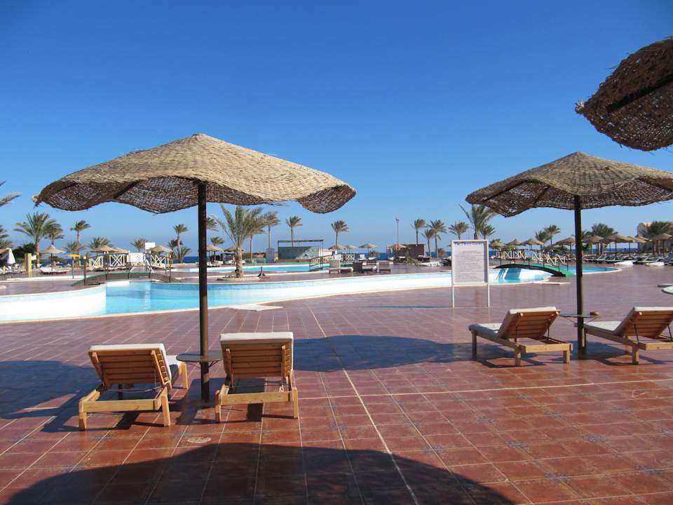 Basen Three Corners Sea Beach Resort