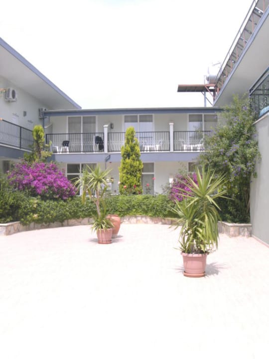 Innenhof Sun Club Hotel