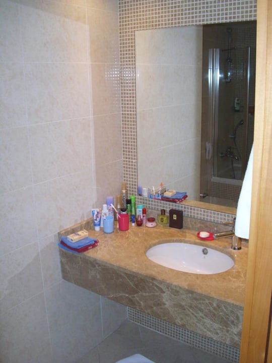 Badezimmer (reichlich Platz) Crystal Prestige Elite