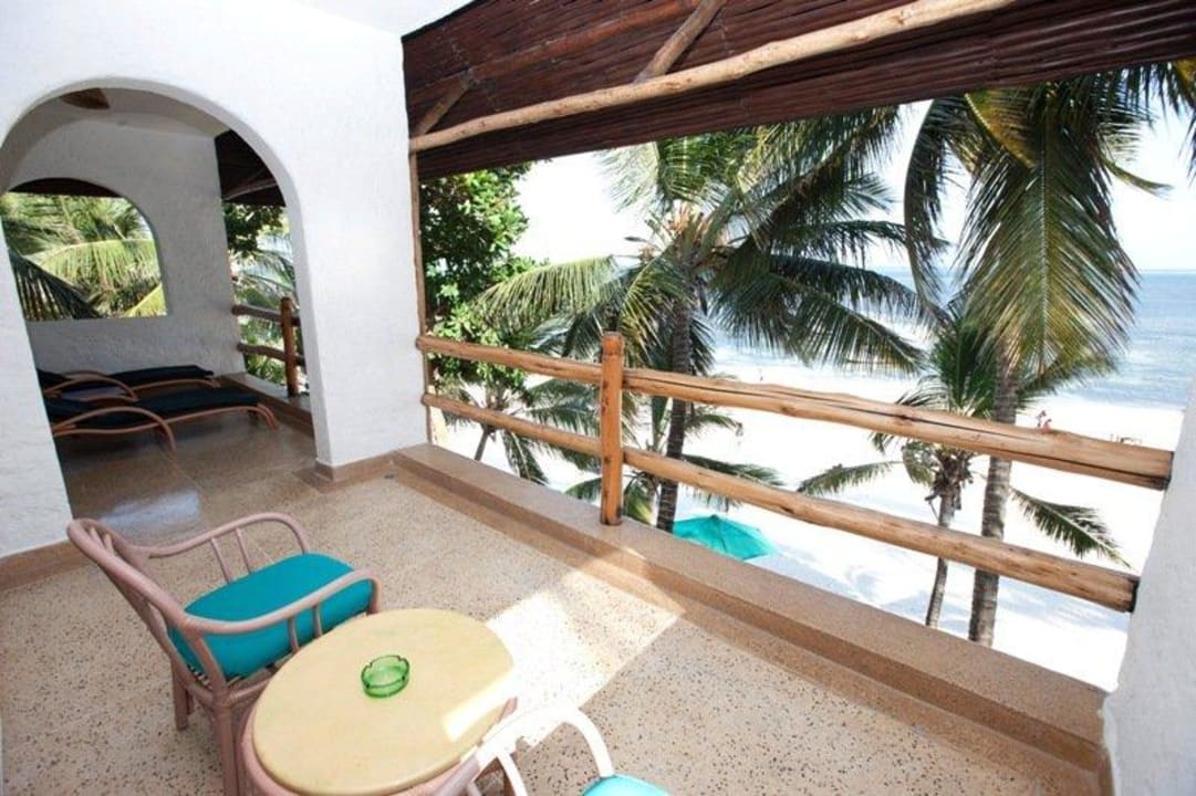 Balcony Travellers Beach Hotel & Club