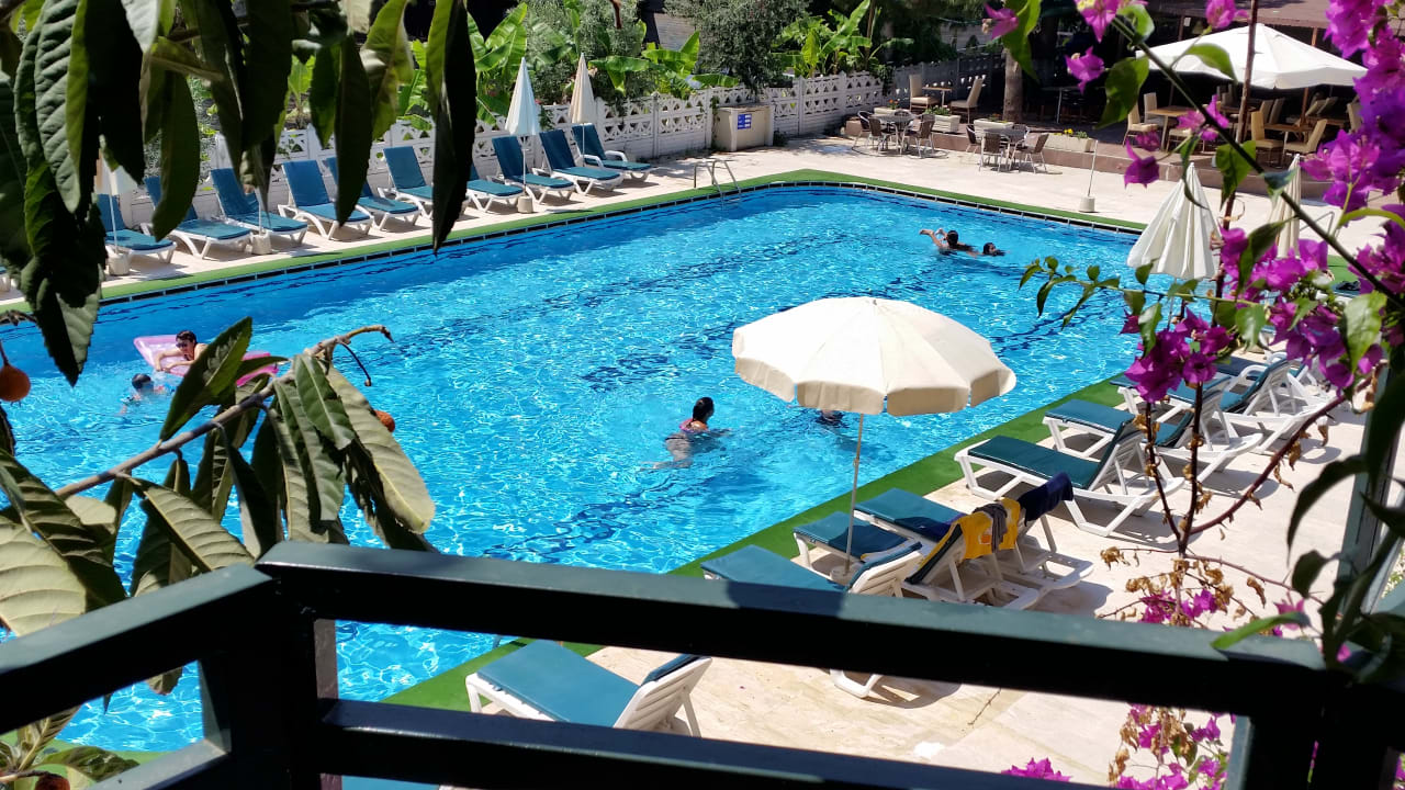 Pool Hotel Bahar