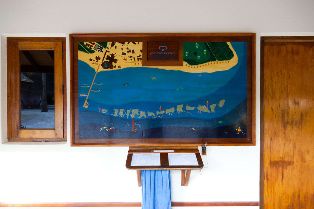 Plan vom Hausriff Kuredu Island Resort & Spa