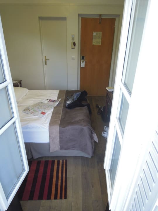 Eng aber gut Hotel Regence Etoile