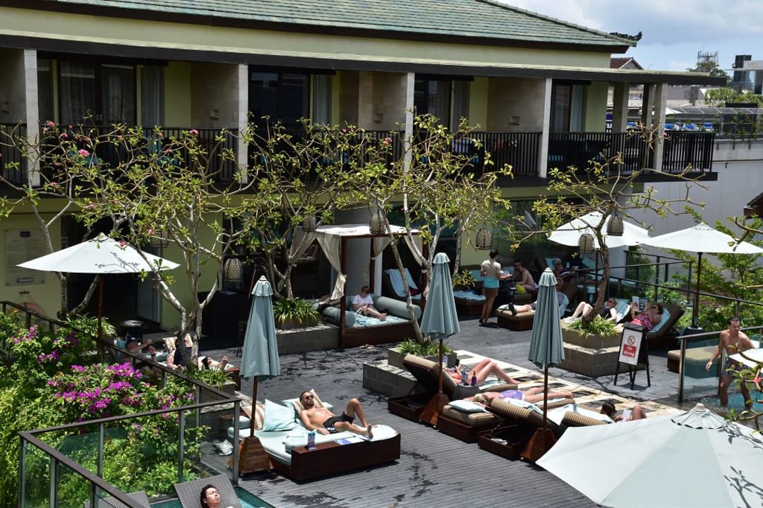 Pool Hotel Mercure Bali Legian