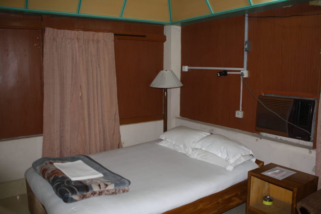 Uns hat es nicht gefallen Parjatan Holiday Complex