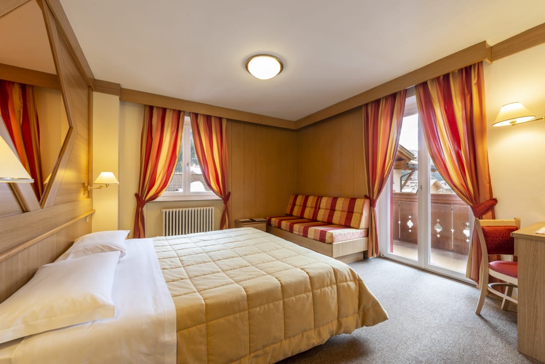 Zimmer Hotel La Serenella