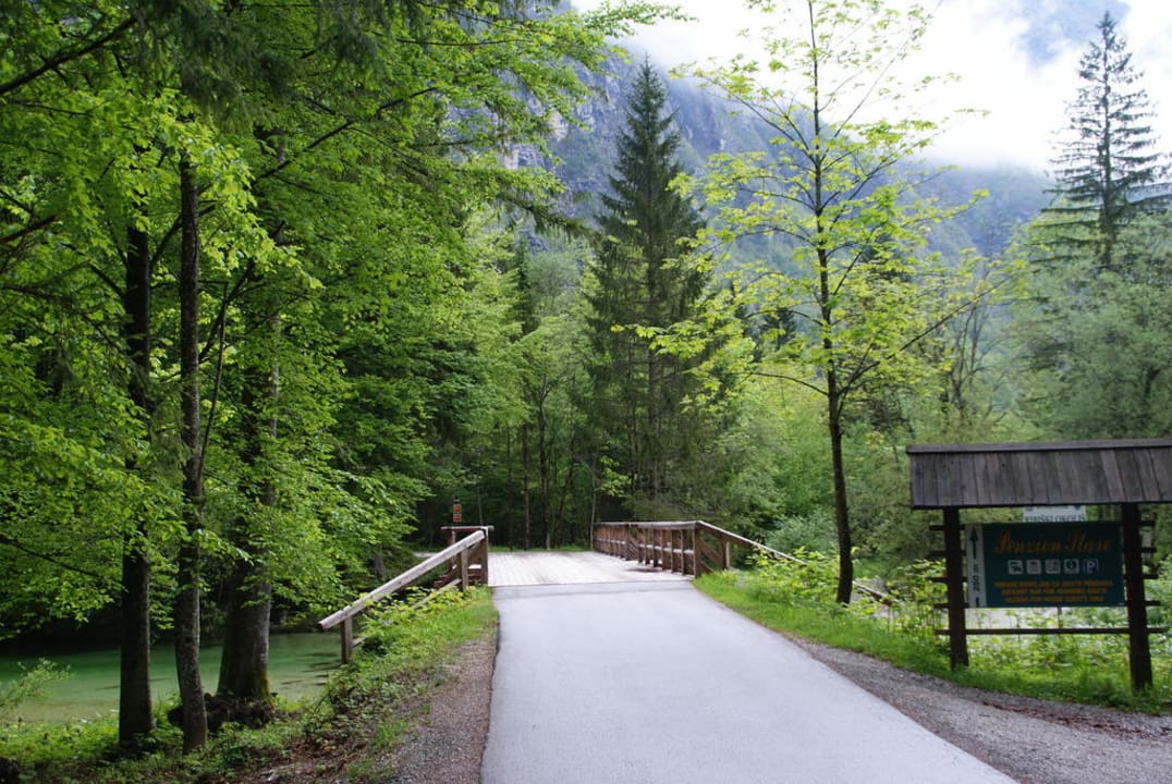 Zufahrt zur Pension Hotel Stare at Lake Bohinj