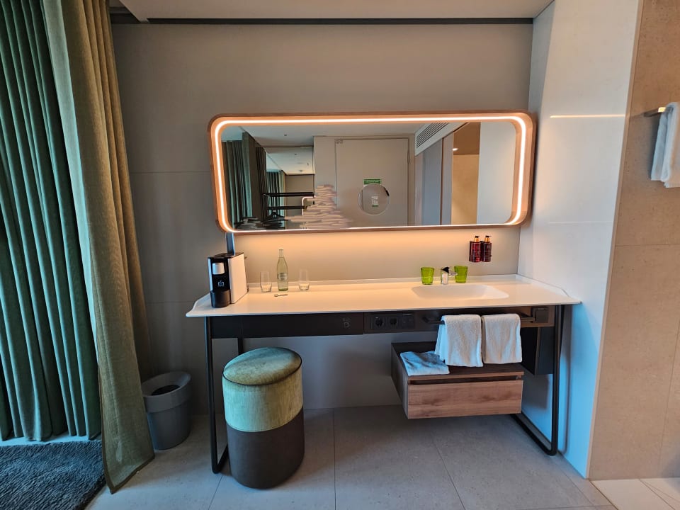 Zimmer b'mine Hotel Frankfurt Airport