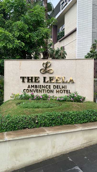 Außenansicht The Leela Ambience Convention Hotel Delhi
