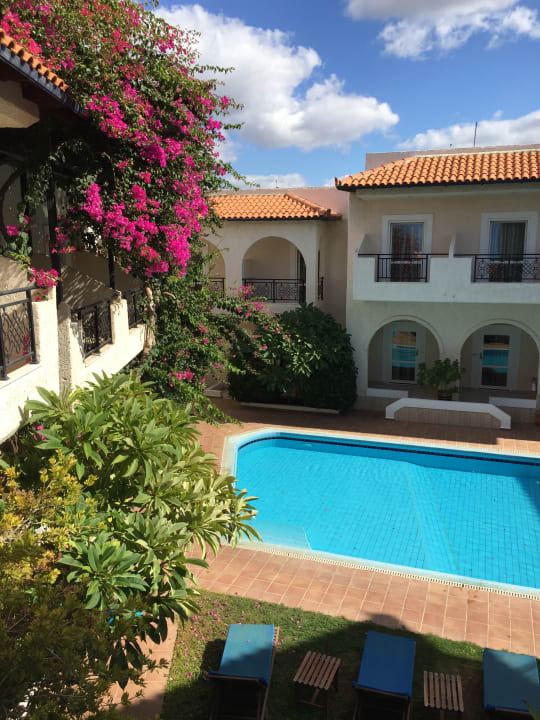 Pool Hotel Little Inn