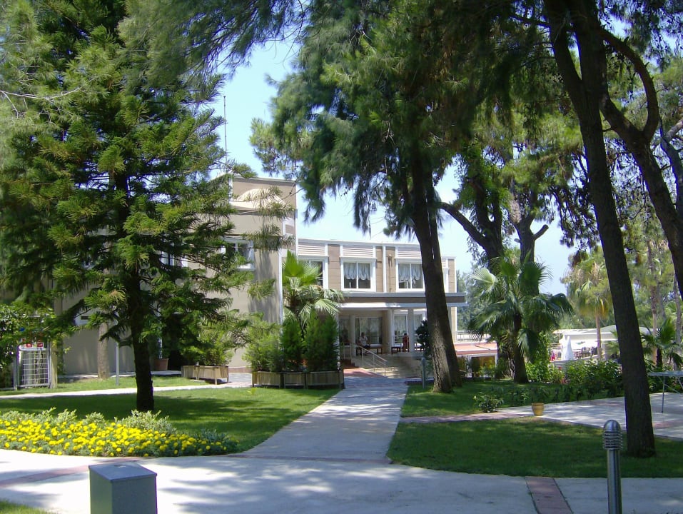 Die wunderschne Parkanlage Club Sidelya Hotel