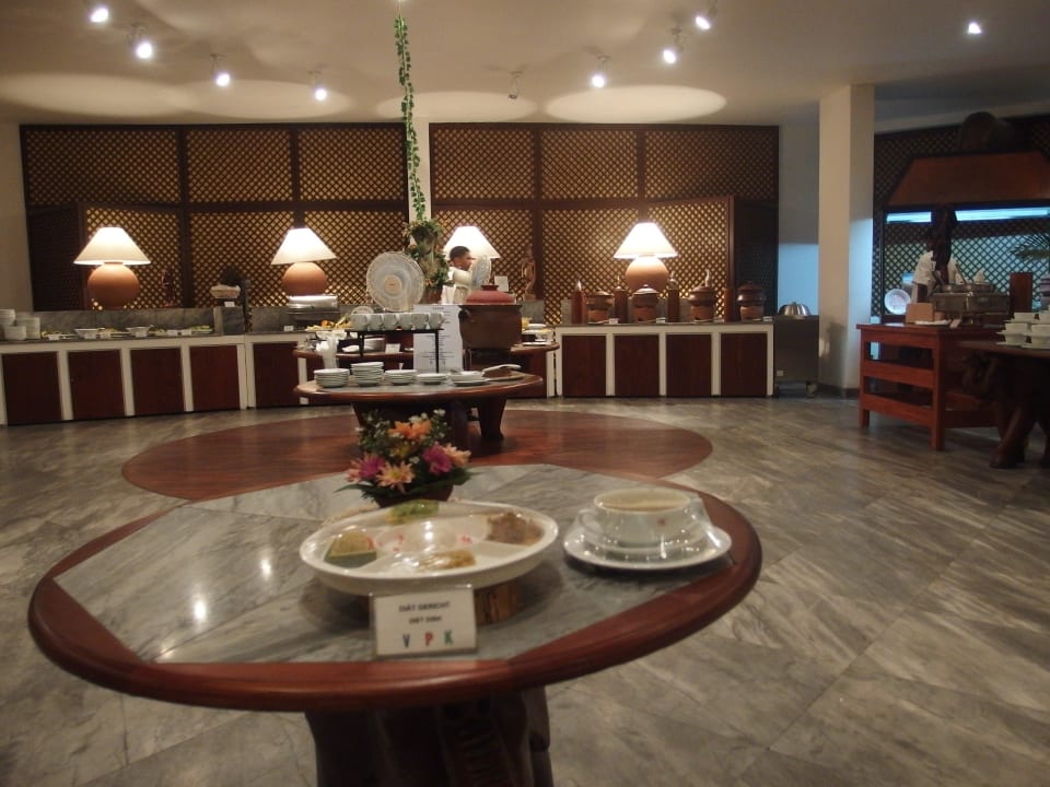 Büffet Hotel Lanka Princess Ayurveda