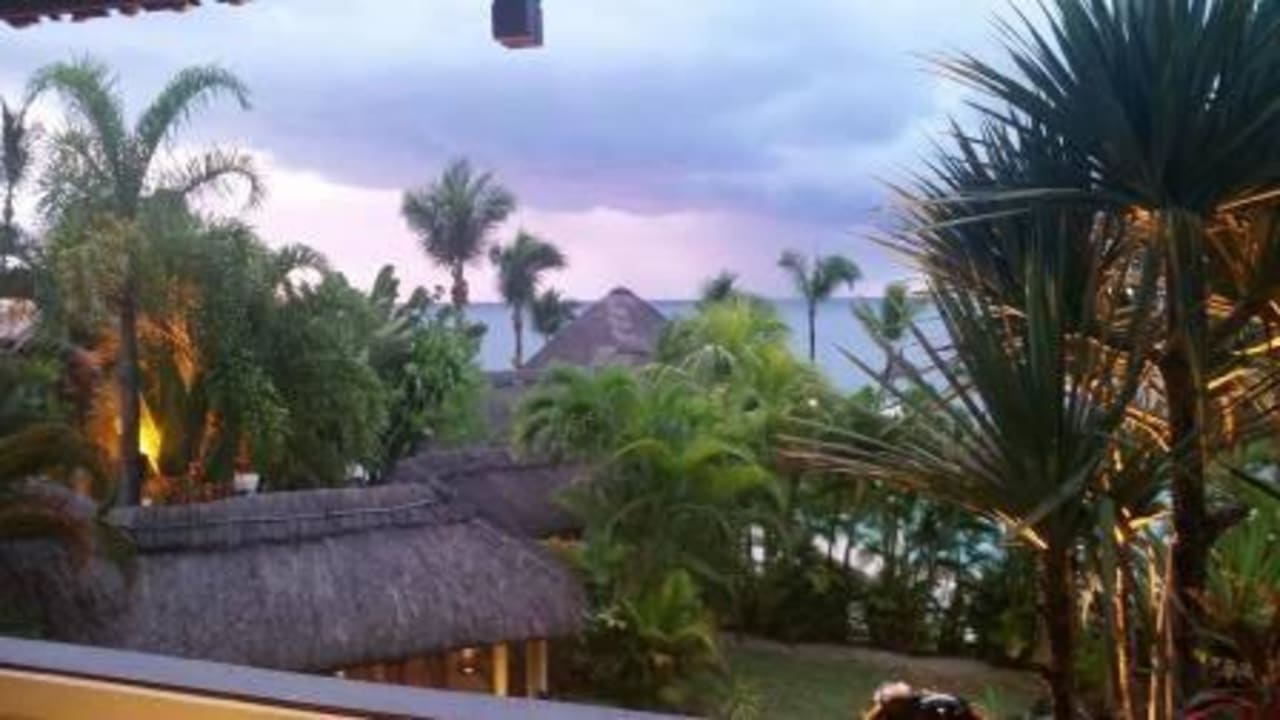 Blick von der Lobby aufs Meer Maritim Resort & Spa Mauritius