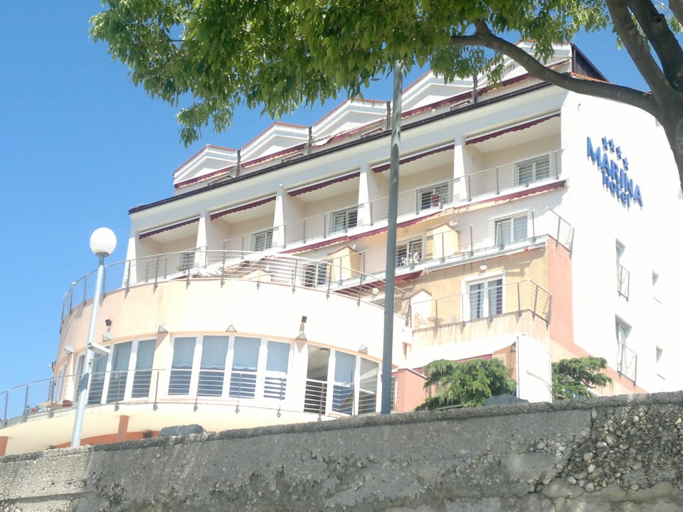 * Hotel Marina