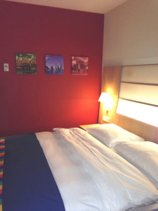 Bettanlage Park Inn by Radisson Frankfurt Airport