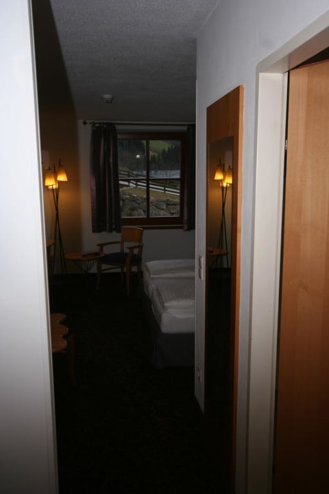 Eingang und Vorzimmer Sporthotel Wagrain