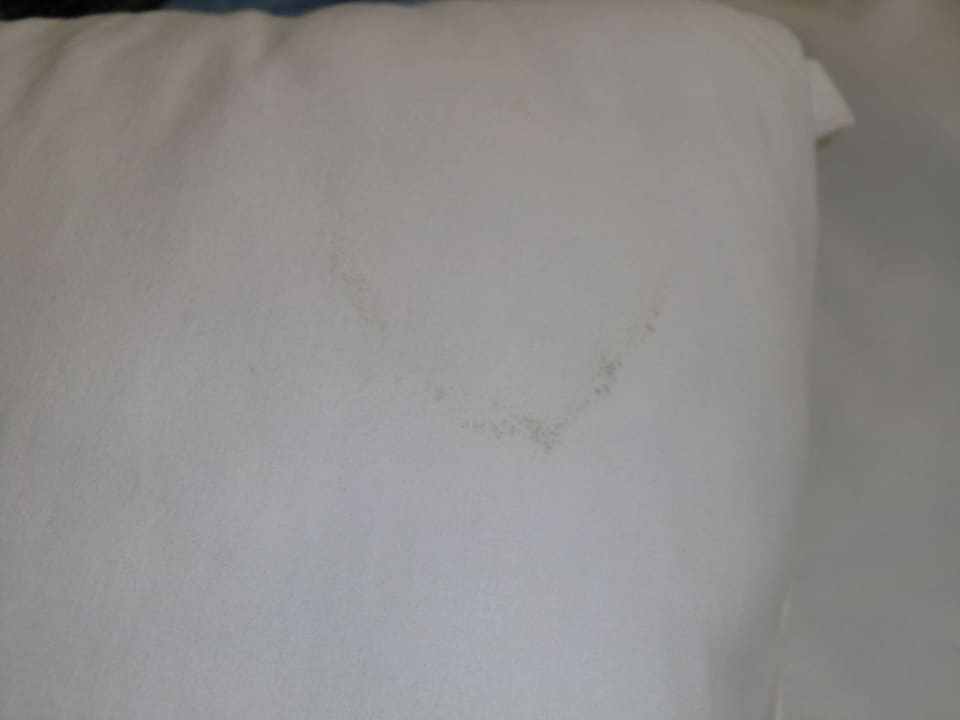 Verschimmeltes Kopfkissen Sandos Playacar Select Club Adults only - All Inclusive