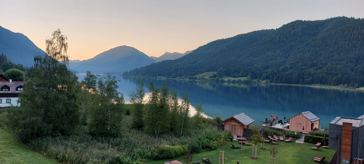Ausblick Ferienwohnungen im Haus Sonnleiten am Weissensee