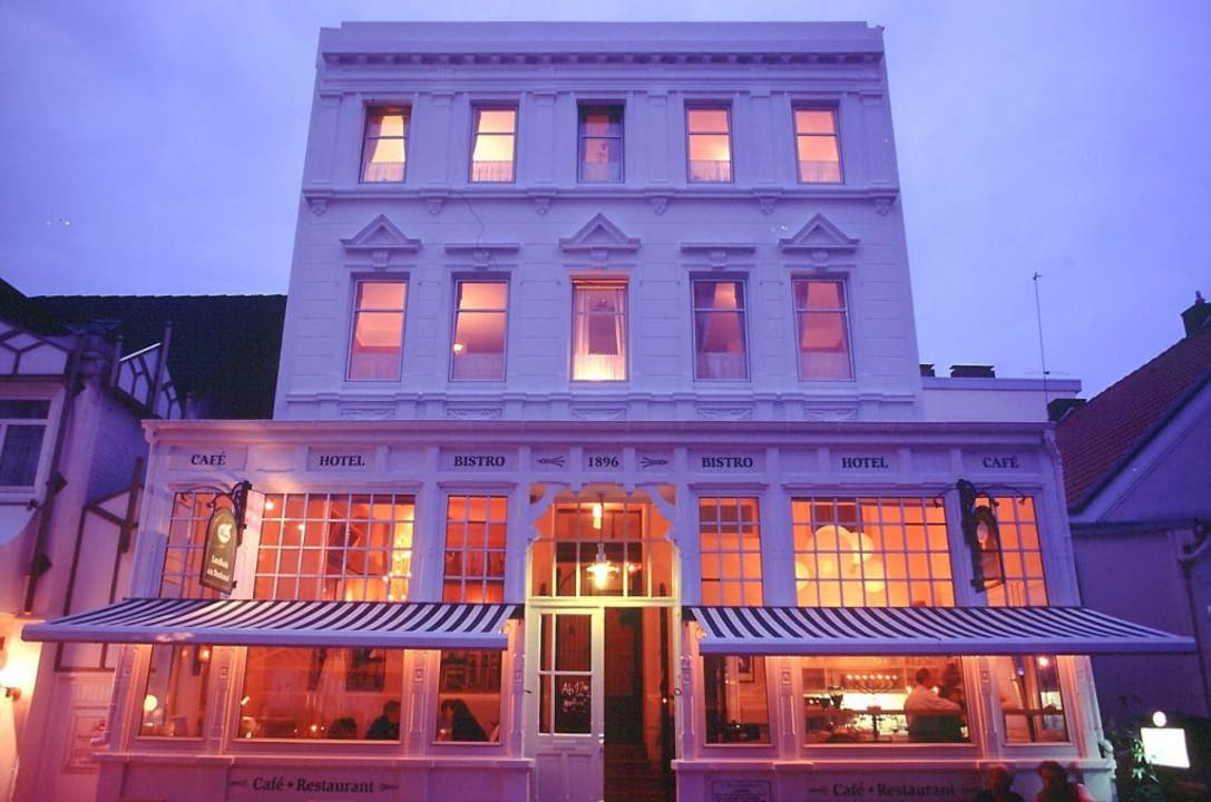 Landhuis am Abend Hotel Landhuis am Denkmal