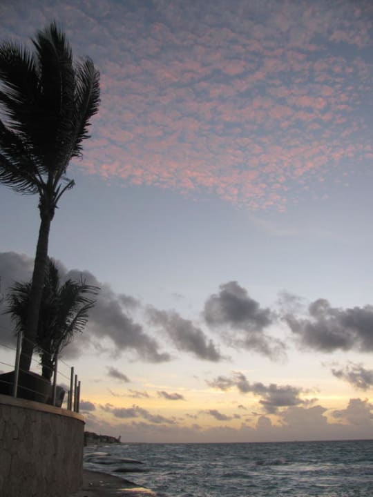 Sonnenuntergang am Strand vom RIU Playacar Hotel Riu Playacar