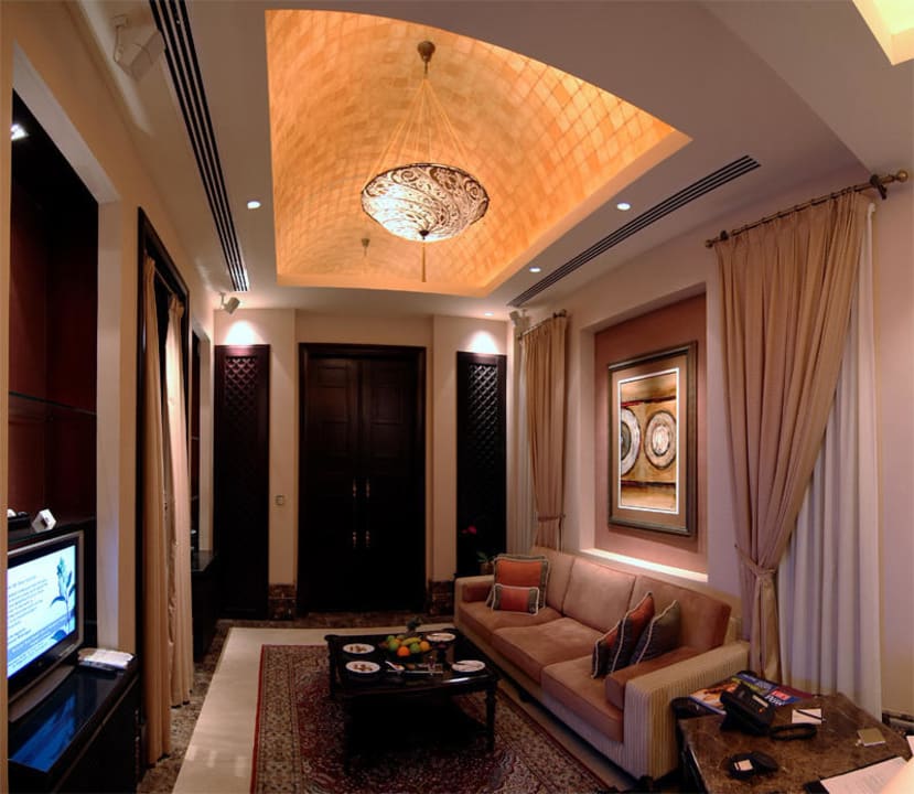 Wohnraum Al Areen Palace & Spa
