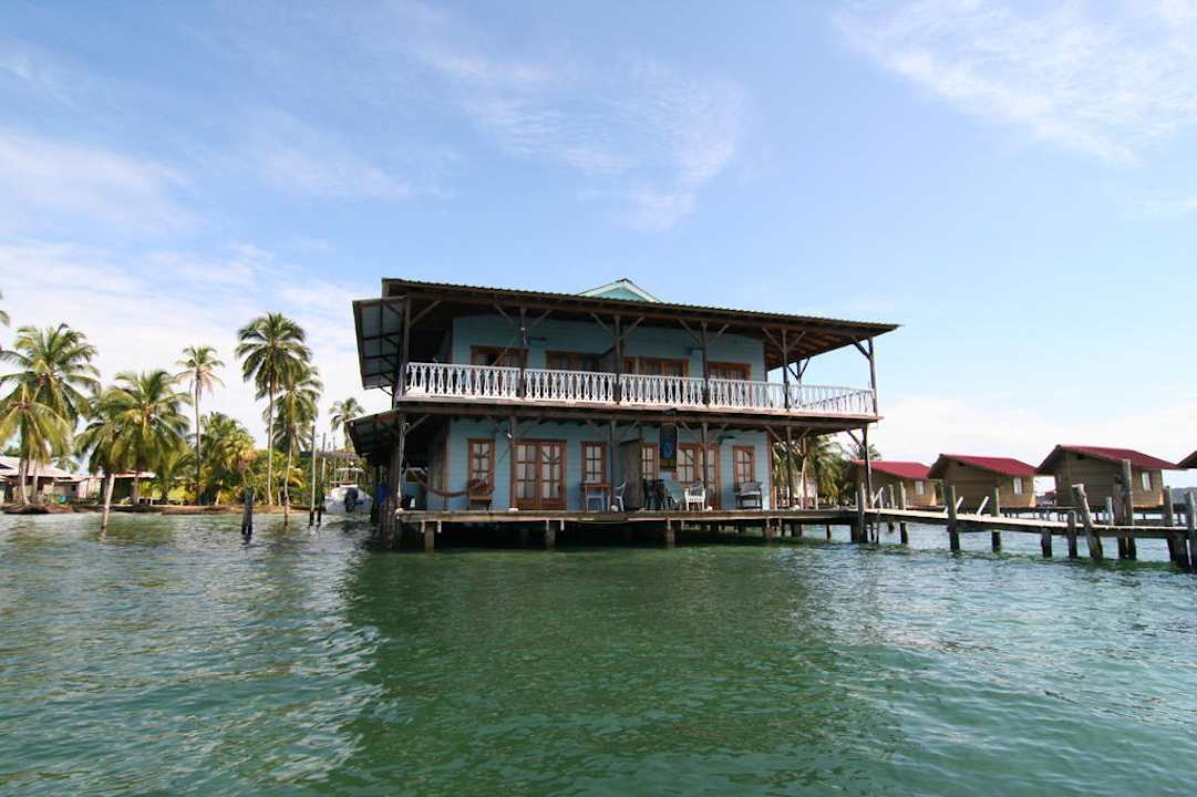 Vom Wassertaxi aus Casa Acuario