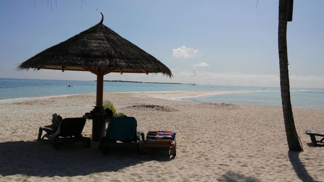 Sandbank Kuredu Island Resort & Spa