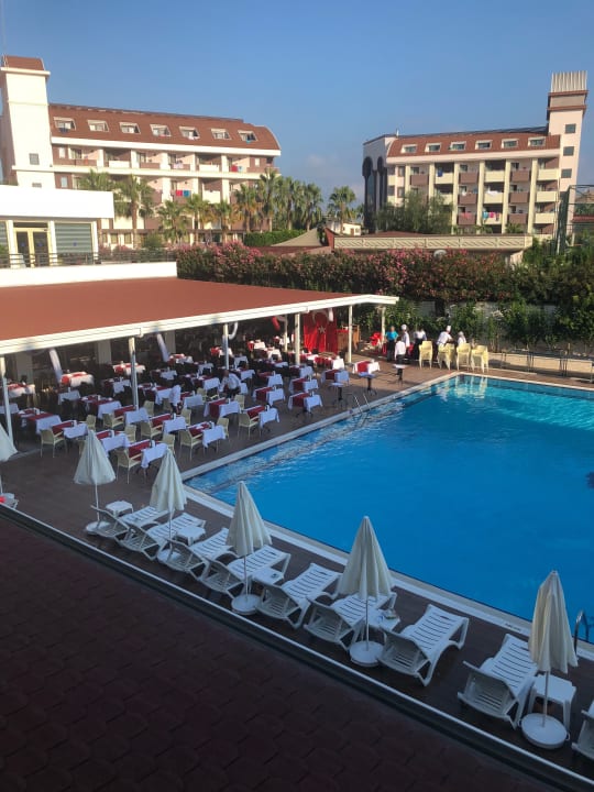 Pool Side Aquamarin Resort & Spa