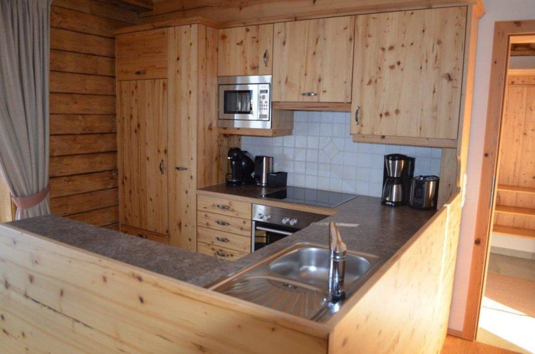 Voll ausgestattete Küche Feriendorf Holzleb'n