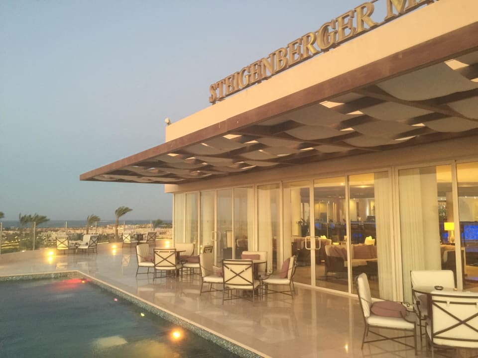 Wunderbarer Platz für meinen Brandy abends Steigenberger Makadi Hotel - Adults only