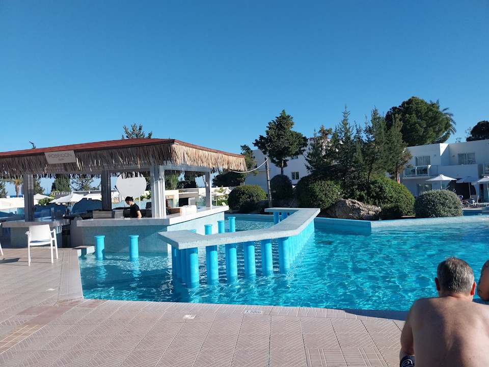Pool alltoura Club Hotel Kiotari Miraluna
