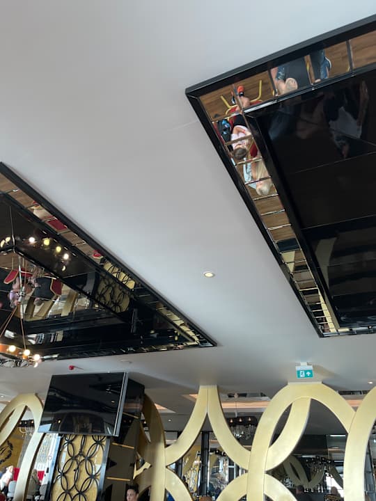 Außenansicht Azura Deluxe Resort & Spa Hotel