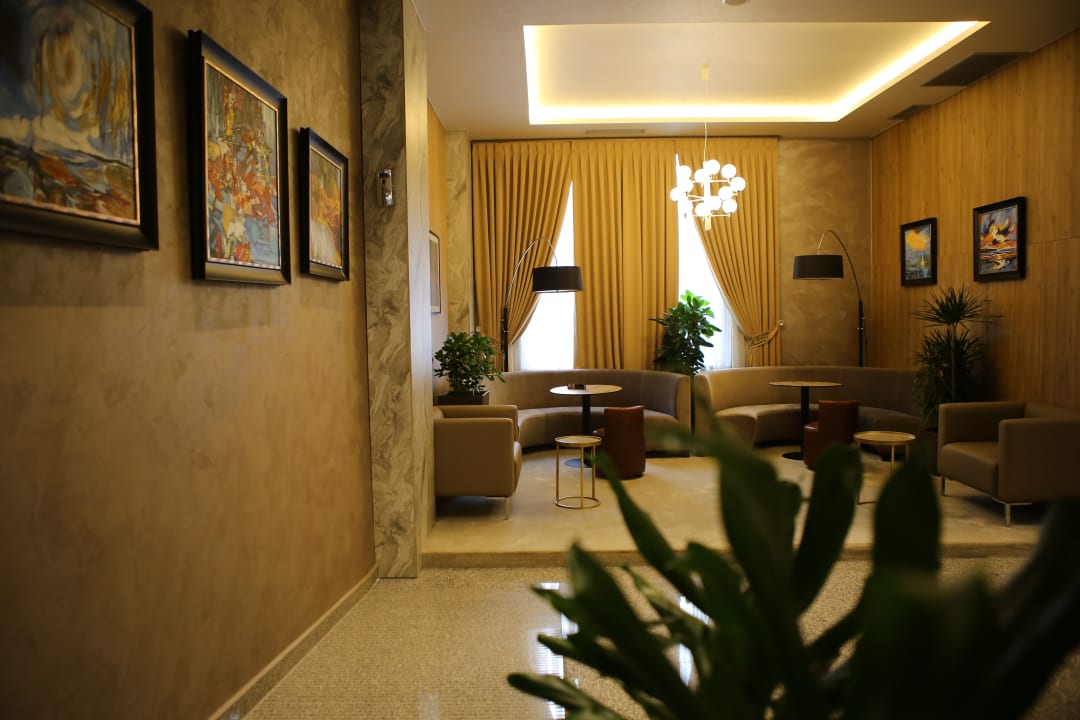 Zimmer Twin Towers Hotel