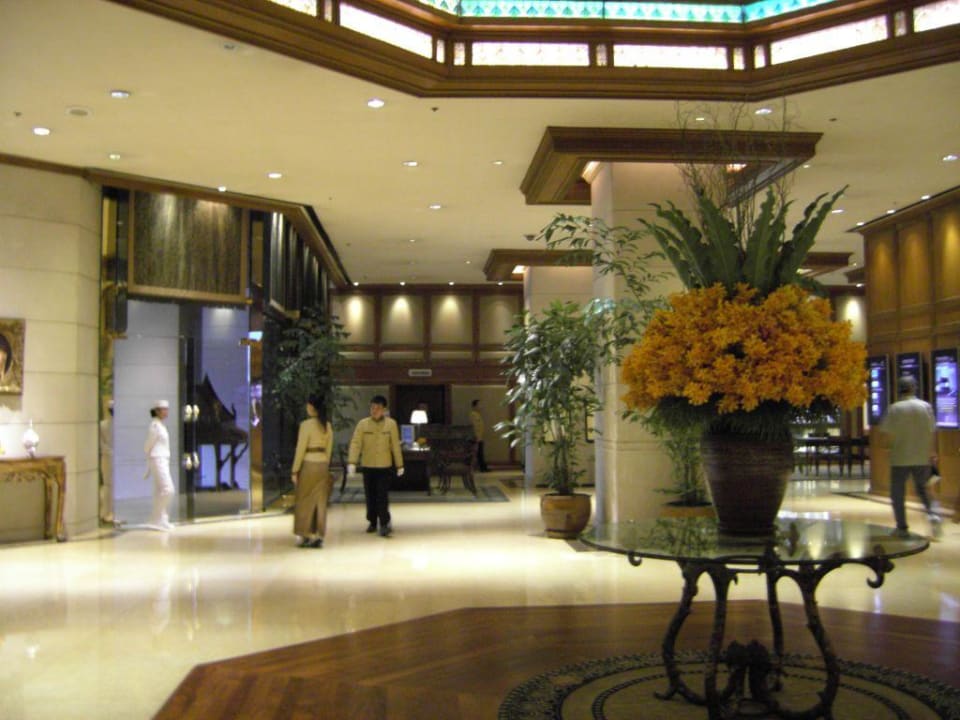 Lobby The Landmark Bangkok
