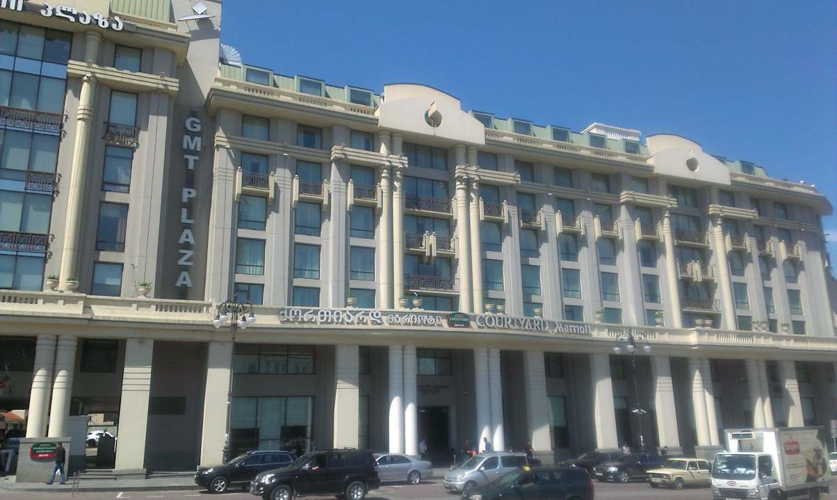 Day Courtyard Tbilisi Hotel