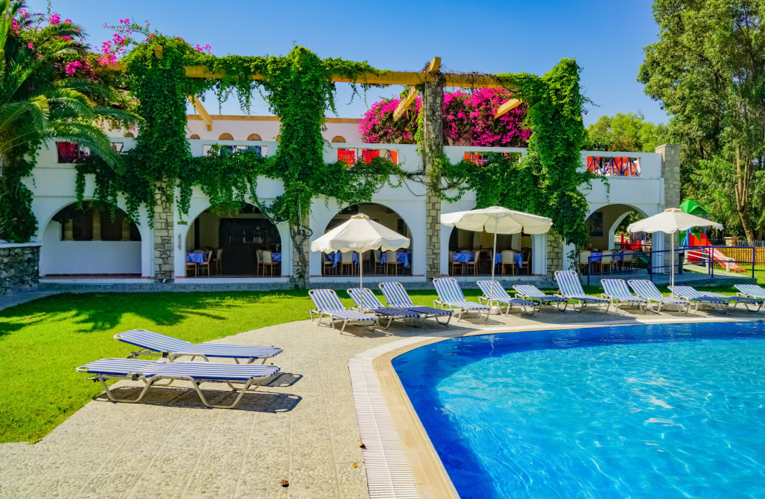 Pool Ekaterini Hotel