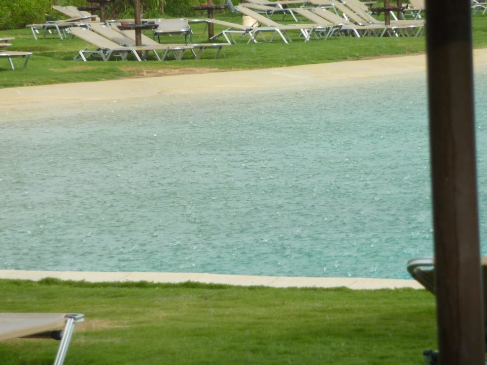 Hurghada im Regen Sturm 2 JAZ Aquamarine Resort