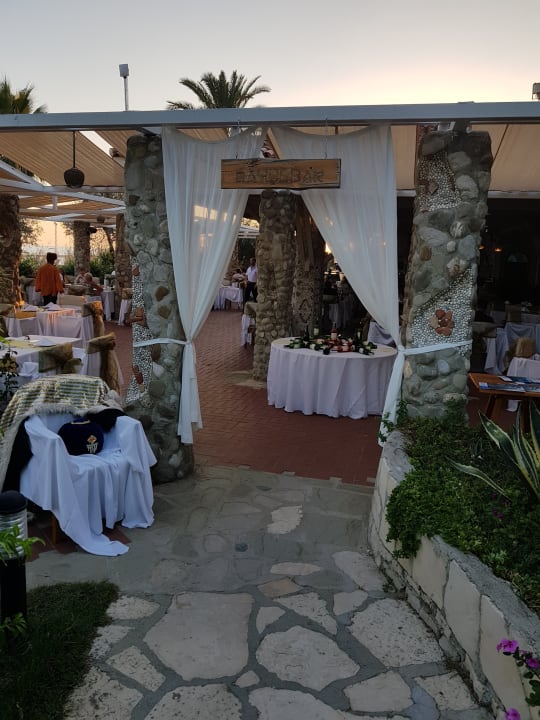 Restaurant Hotel Defne Garden