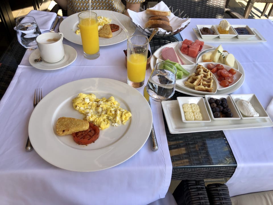 Frühstück Rixos Bab Al Bahr