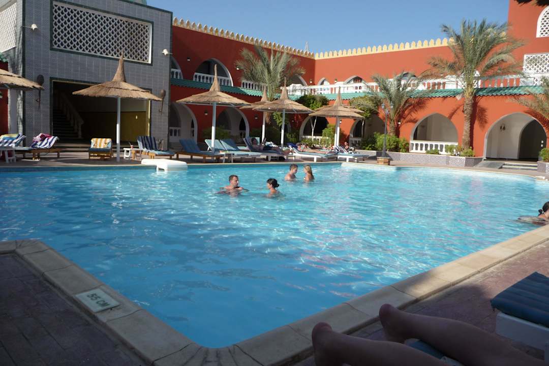 Relaxpool  Pickalbatros Alf Leila Wa Leila Resort - Neverland Hurghada