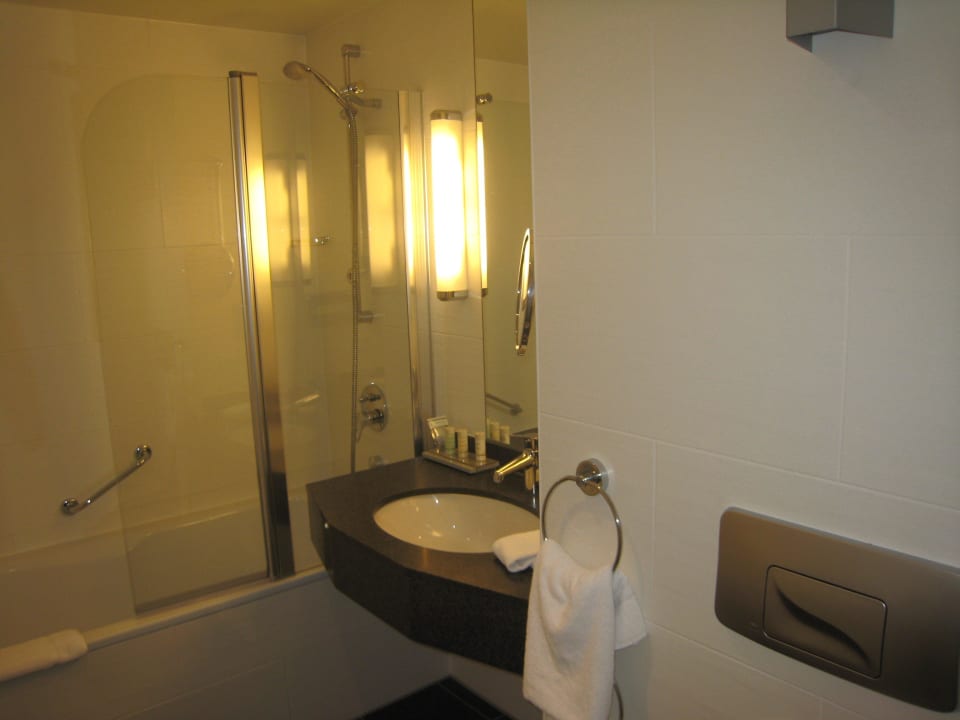 Bad/Dusche ScanHotels City Rostock