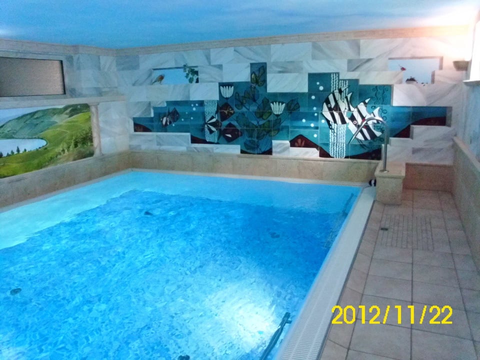 Das schöne neue,warme Hallenbad Hotel Pistono