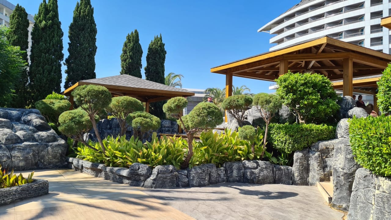 Gartenanlage Royal Wings Hotel