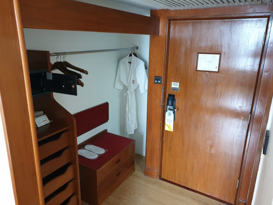 Zimmer The Tawana Bangkok