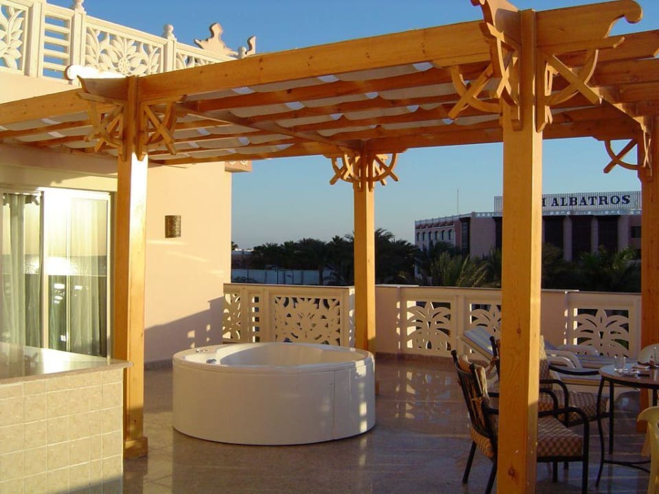 The terrace of the deluxe suite Pickalbatros Palace Resort